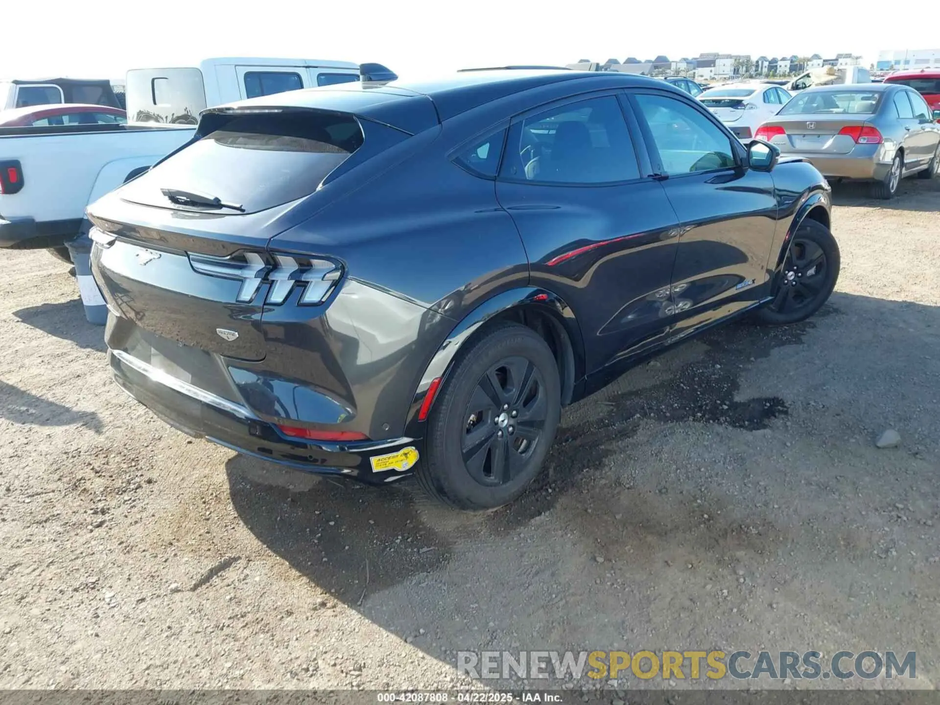 4 Фотография поврежденного автомобиля 3FMTK2SU4NMA38950 FORD MUSTANG MACH-E 2022