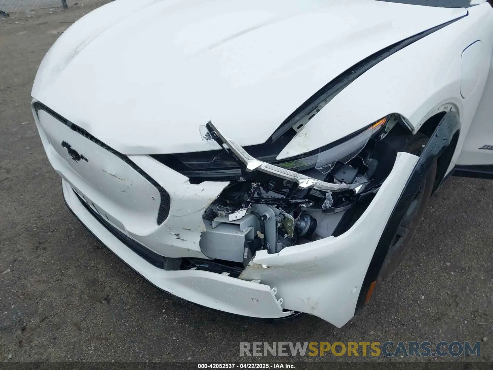 6 Photograph of a damaged car 3FMTK2SU9NMA58241 FORD MUSTANG MACH-E 2022