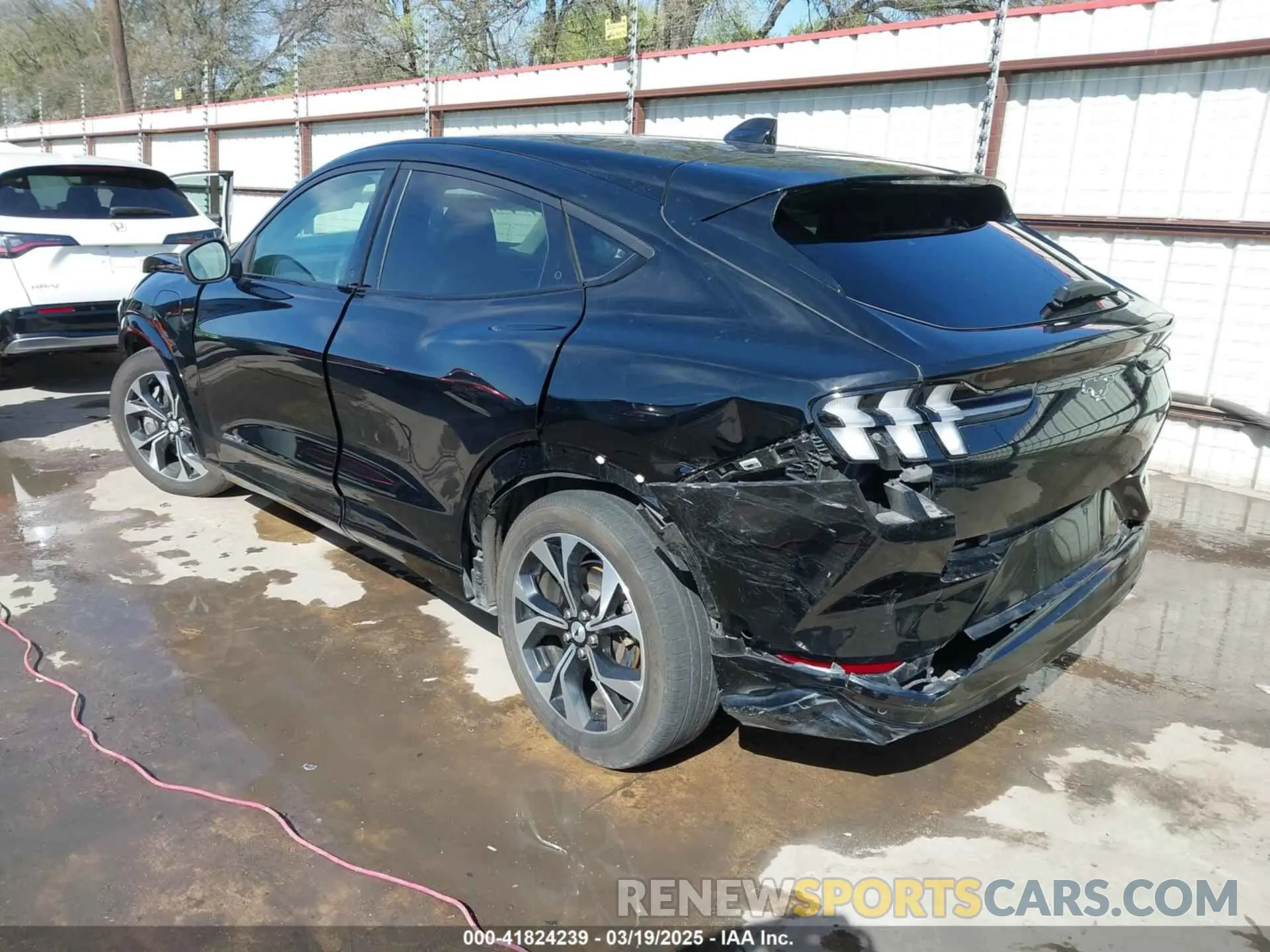 3 Фотография поврежденного автомобиля 3FMTK3R72NMA15608 FORD MUSTANG MACH-E 2022