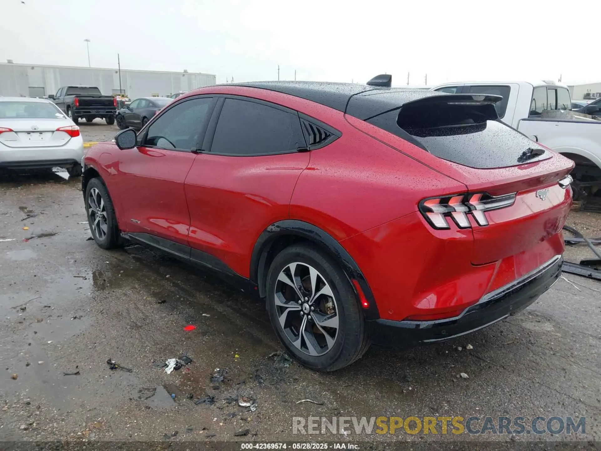 3 Photograph of a damaged car 3FMTK3RM1NMA57631 FORD MUSTANG MACH-E 2022