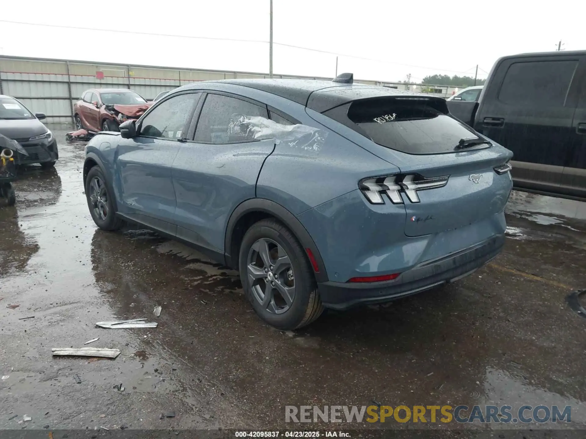 3 Photograph of a damaged car 3FMTK1RM4PMA18023 FORD MUSTANG MACH-E 2023