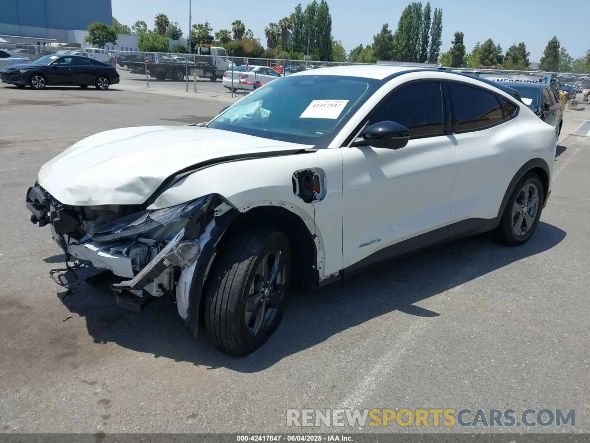 2 Фотография поврежденного автомобиля 3FMTK1SS5PMA01675 FORD MUSTANG MACH-E 2023