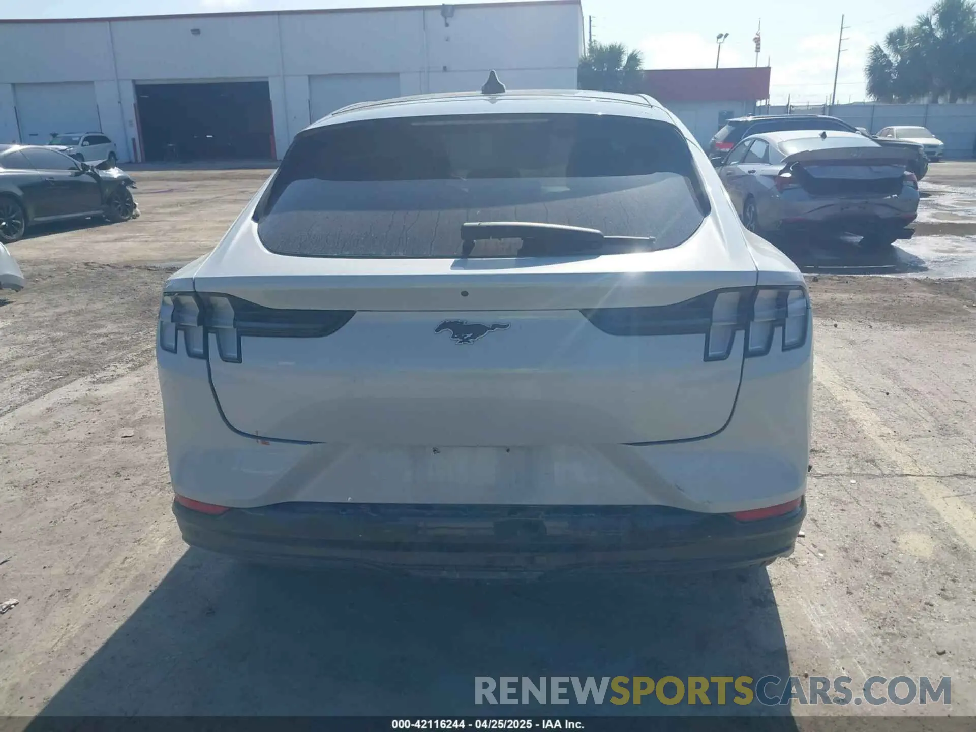 16 Фотография поврежденного автомобиля 3FMTK3SU2PMB05408 FORD MUSTANG MACH-E 2023