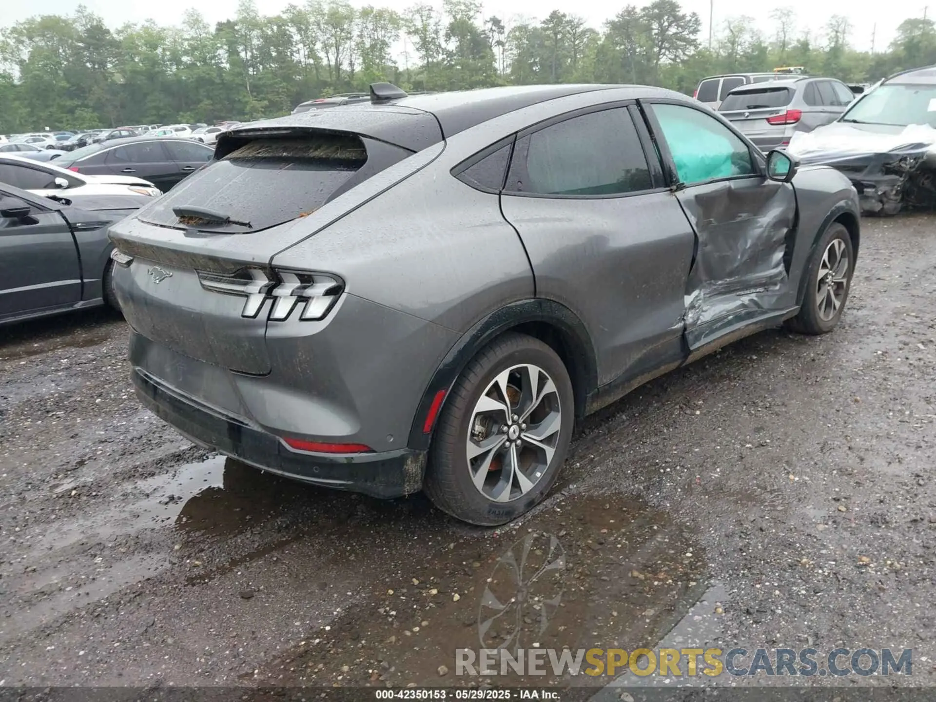 4 Фотография поврежденного автомобиля 3FMTK3SU4PMA76915 FORD MUSTANG MACH-E 2023