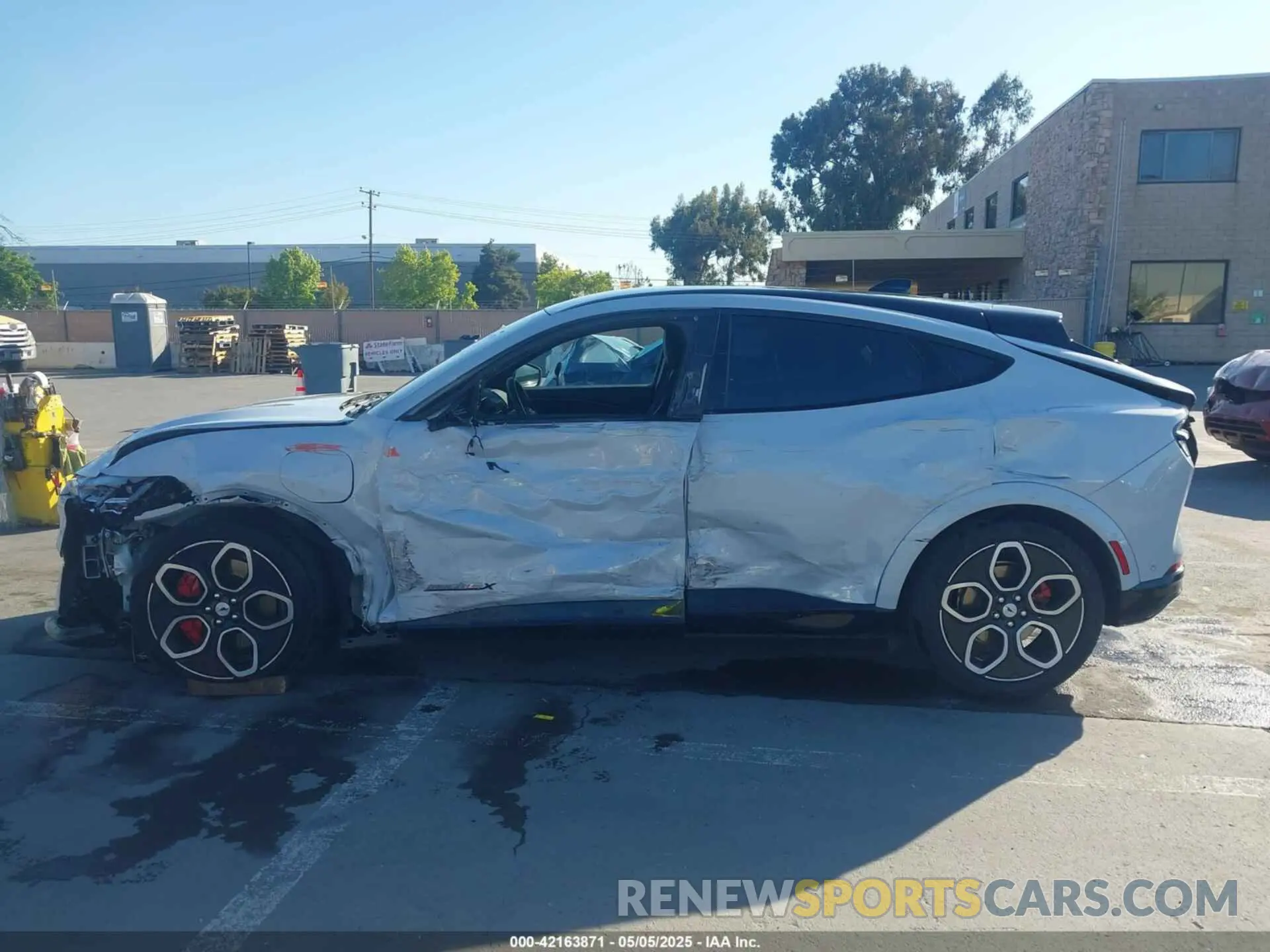 14 Photograph of a damaged car 3FMTK4SE4PMA54704 FORD MUSTANG MACH-E 2023
