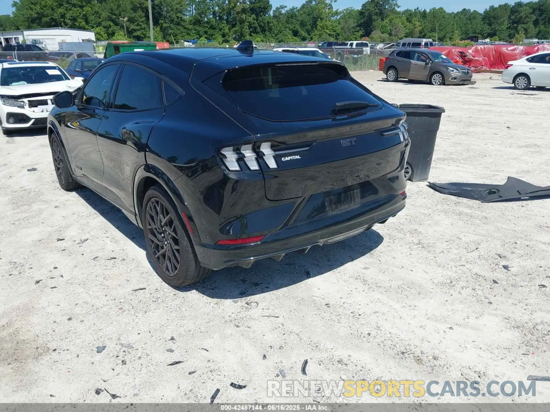 3 Фотография поврежденного автомобиля 3FMTK4SX3PMA28757 FORD MUSTANG MACH-E 2023