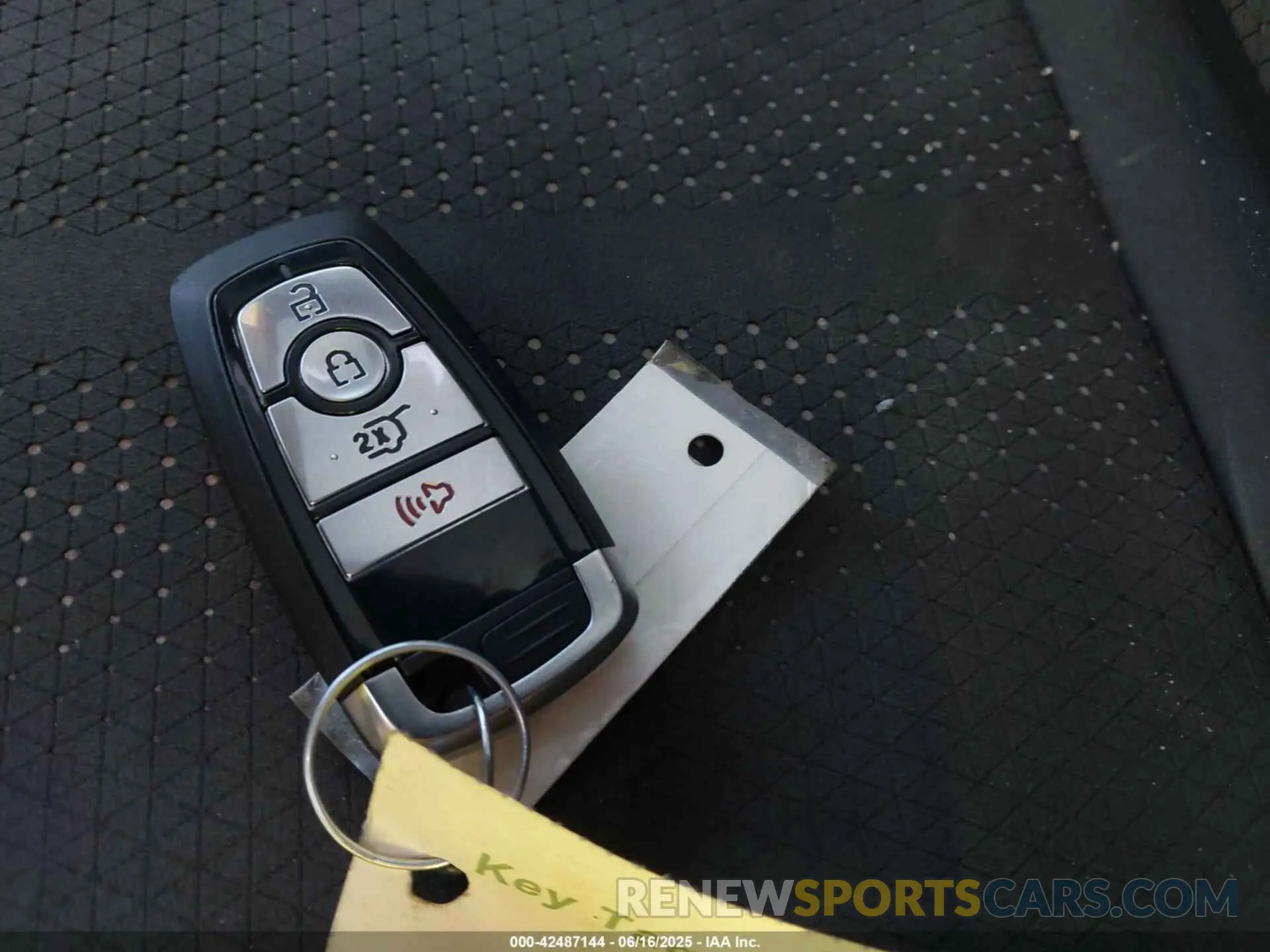 9 Фотография поврежденного автомобиля 3FMTK4SX3PMA28757 FORD MUSTANG MACH-E 2023