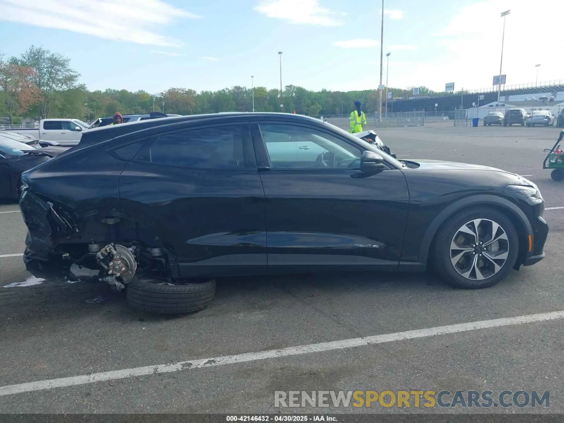 13 Photograph of a damaged car 3FMTK1SU7RMA39672 FORD MUSTANG MACH-E 2024