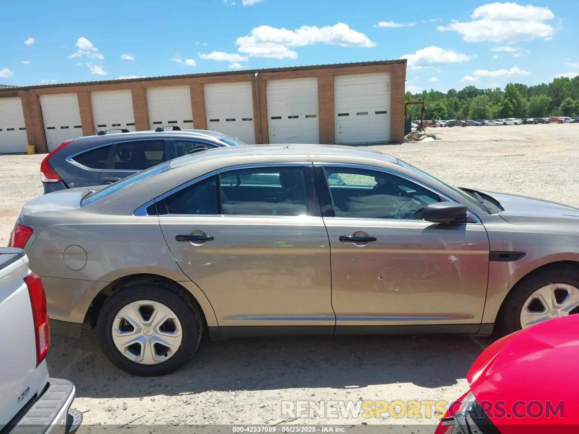 14 Photograph of a damaged car 1FAHP2MK0KG107863 FORD POLICE INTERCEPTOR 2019