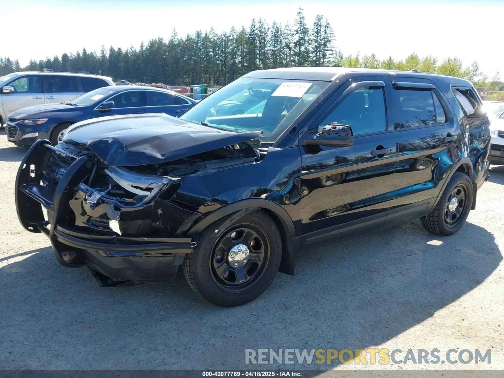 2 Фотография поврежденного автомобиля 1FM5K8AR2KGB15636 FORD POLICE INTERCEPTOR 2019