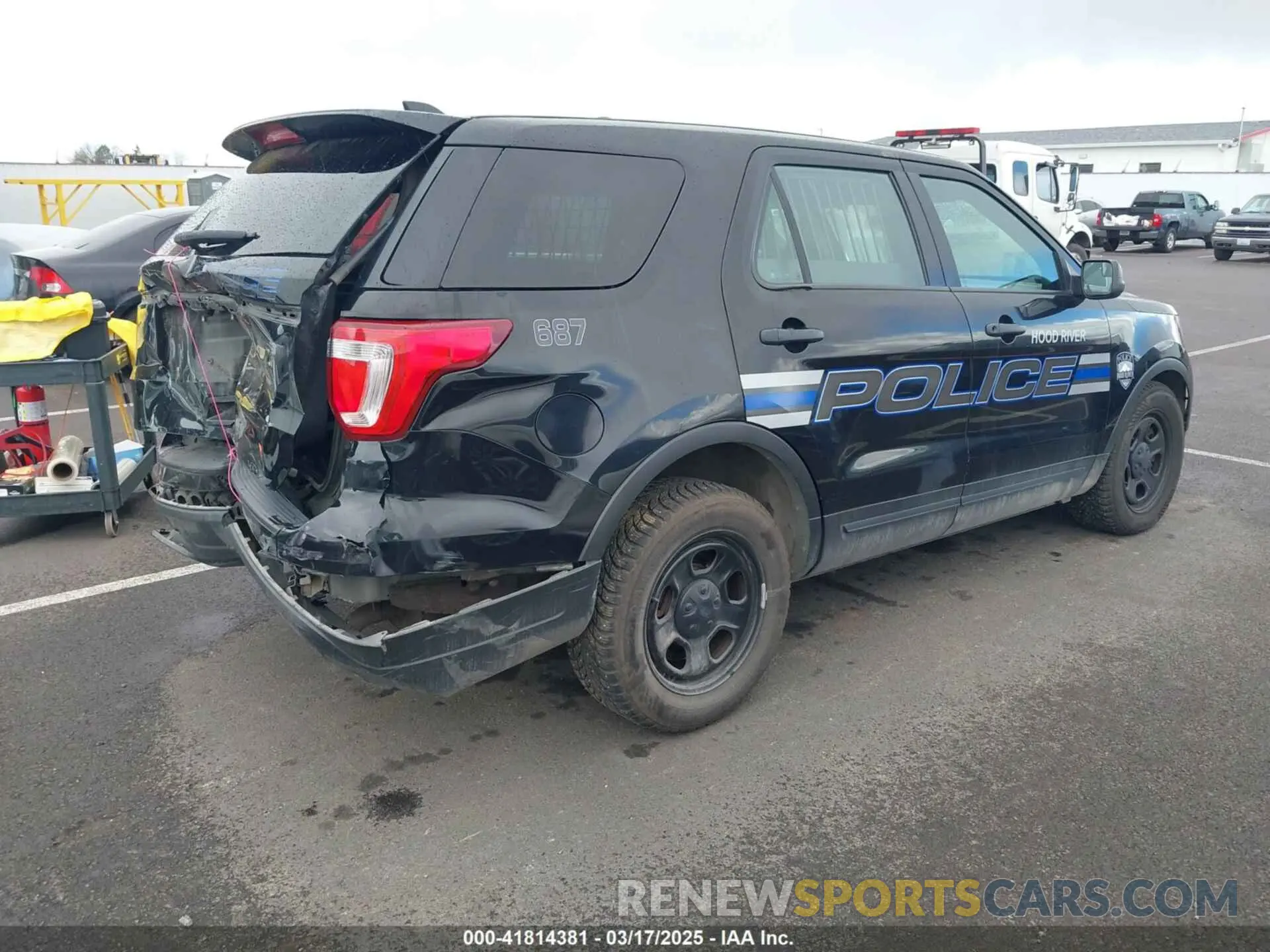 4 Фотография поврежденного автомобиля 1FM5K8AR4KGA20043 FORD POLICE INTERCEPTOR 2019