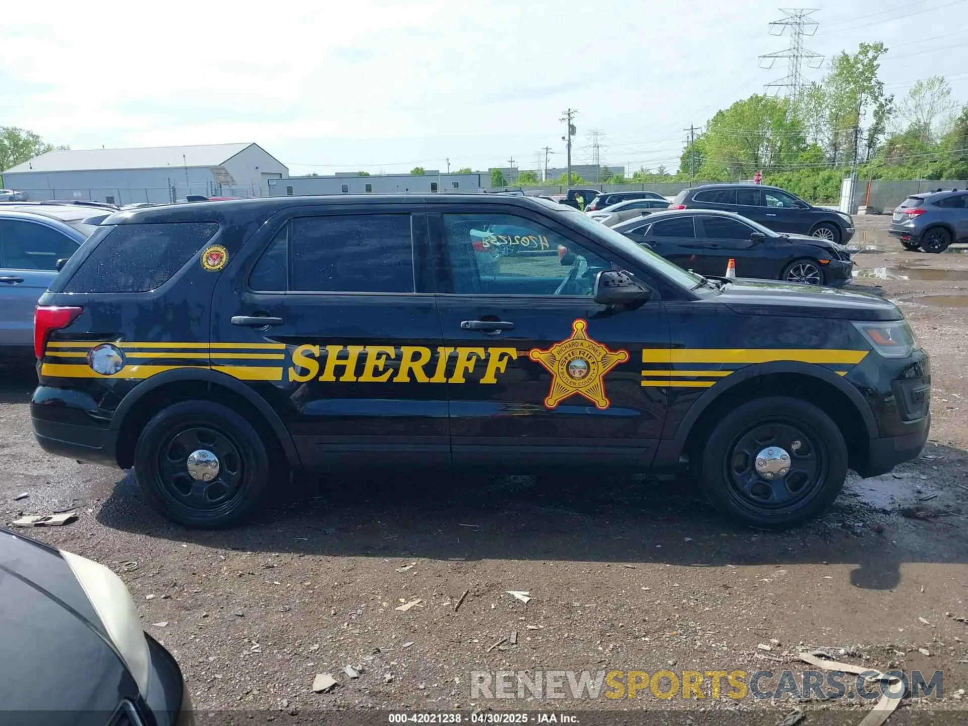 12 Photograph of a damaged car 1FM5K8ARXKGB45547 FORD POLICE INTERCEPTOR 2019