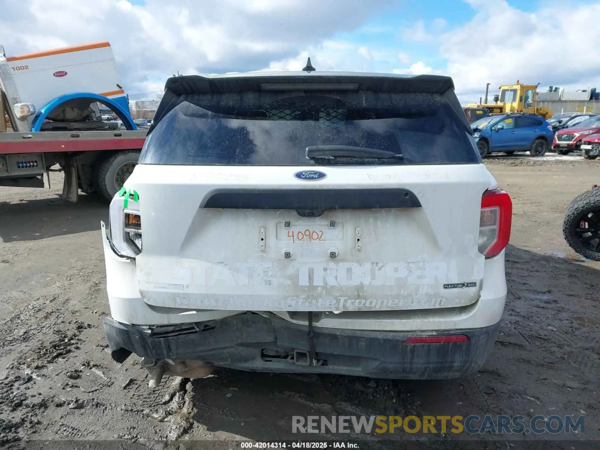 16 Photograph of a damaged car 1FM5K8AB2LGA83906 FORD POLICE INTERCEPTOR 2020
