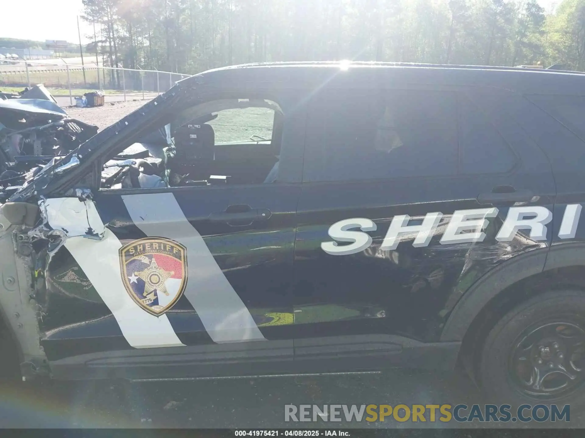 14 Photograph of a damaged car 1FM5K8AB7LGD18218 FORD POLICE INTERCEPTOR 2020