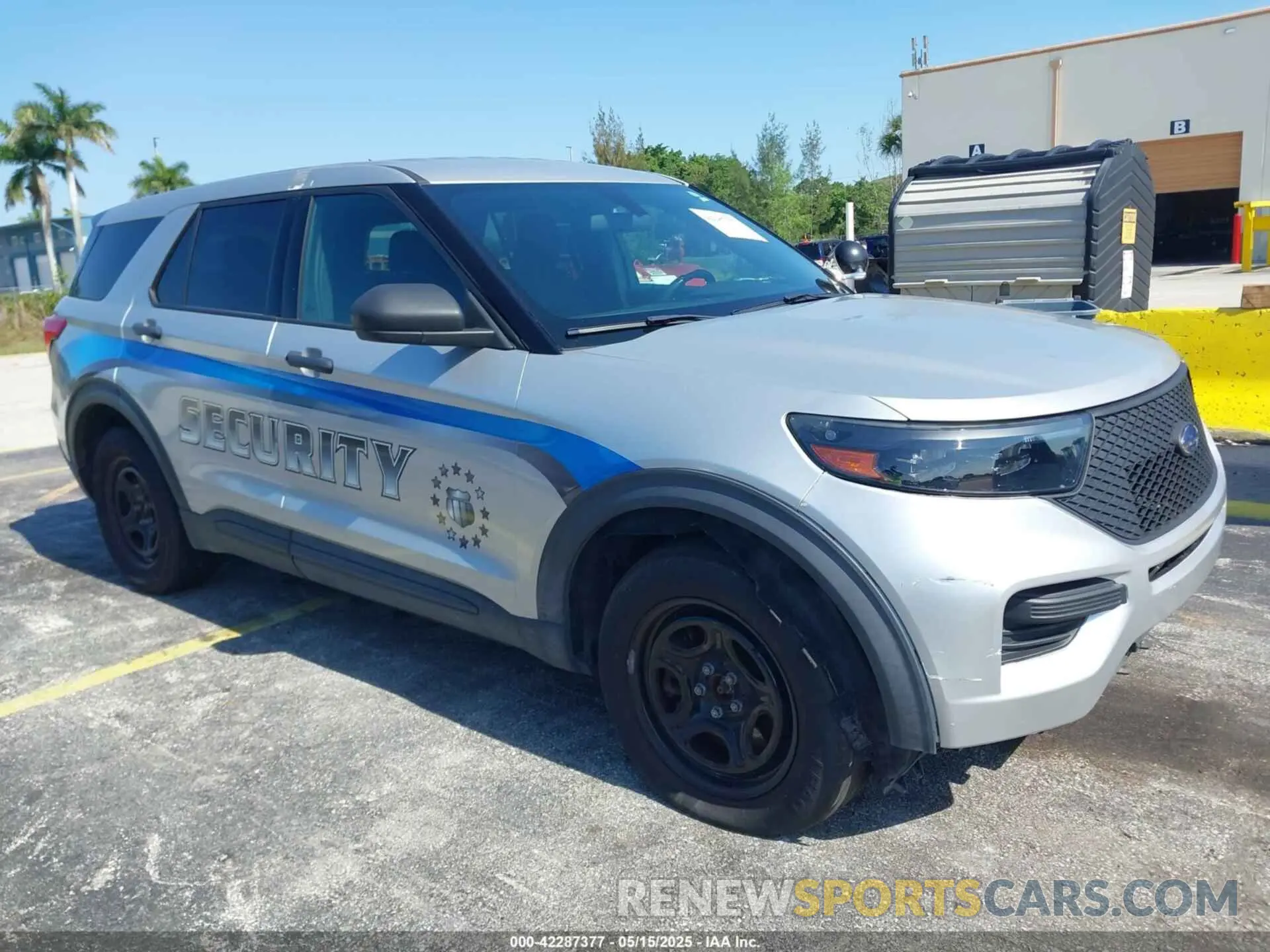 1 Фотография поврежденного автомобиля 1FM5K8AW8LGC14209 FORD POLICE INTERCEPTOR 2020