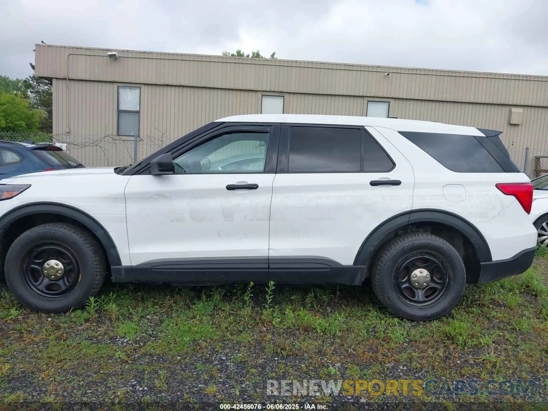 14 Photograph of a damaged car 1FM5K8AB6MGB34308 FORD POLICE INTERCEPTOR 2021