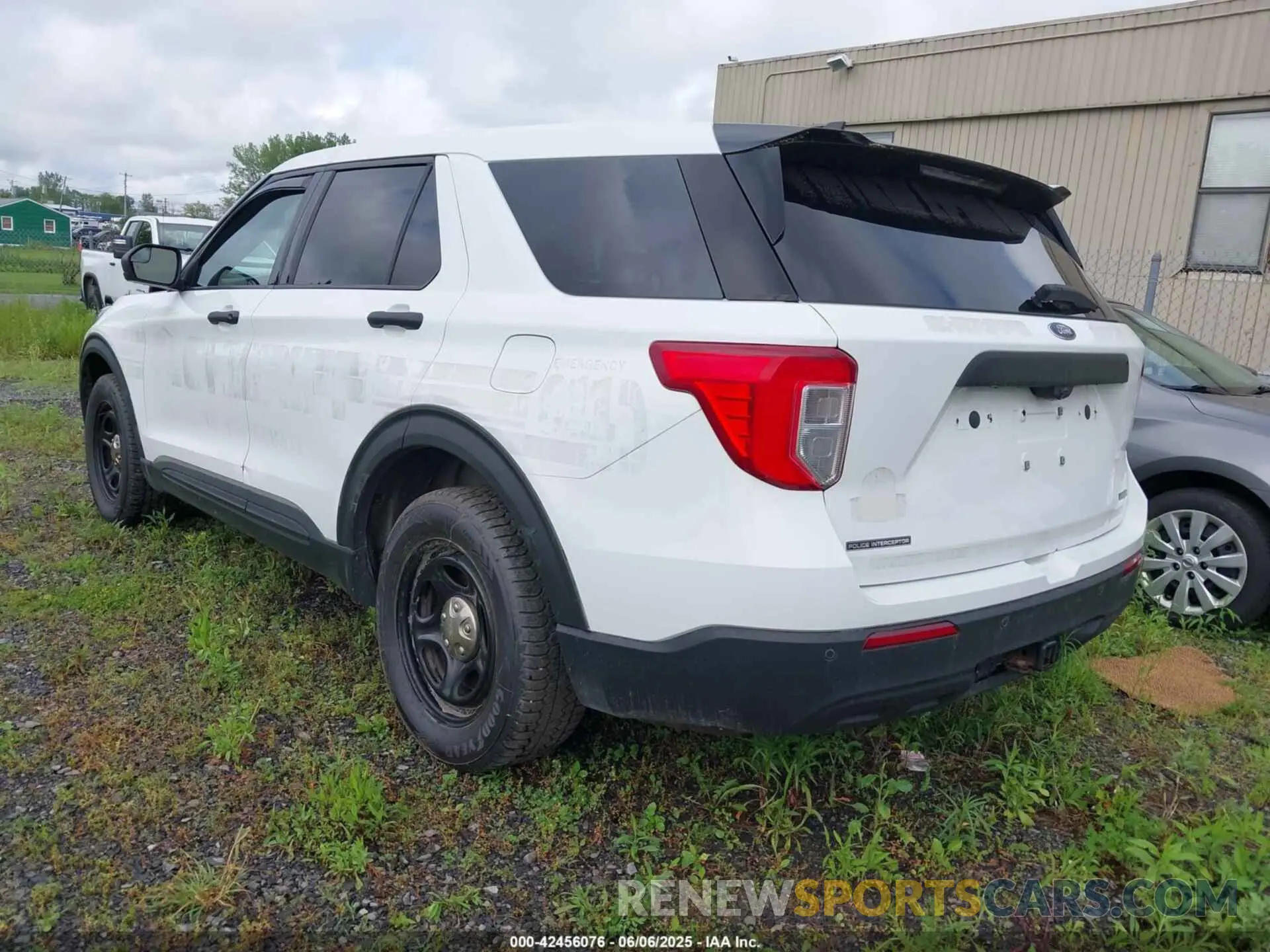 3 Photograph of a damaged car 1FM5K8AB6MGB34308 FORD POLICE INTERCEPTOR 2021