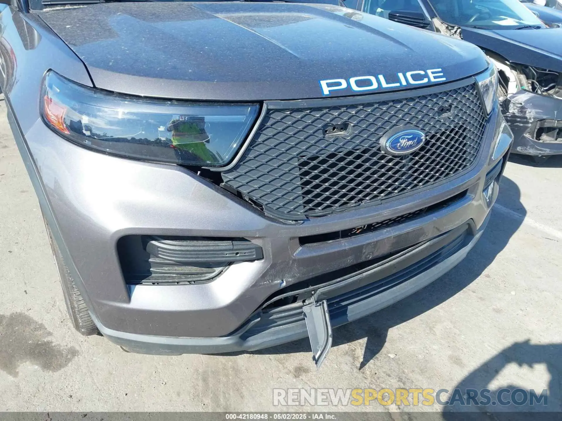 17 Photograph of a damaged car 1FM5K8AB7MGC21974 FORD POLICE INTERCEPTOR 2021