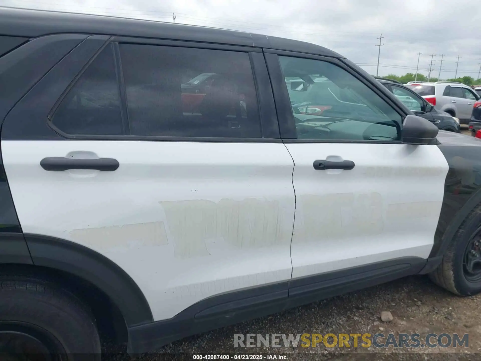 12 Photograph of a damaged car 1FM5K8ABXMGA46944 FORD POLICE INTERCEPTOR 2021