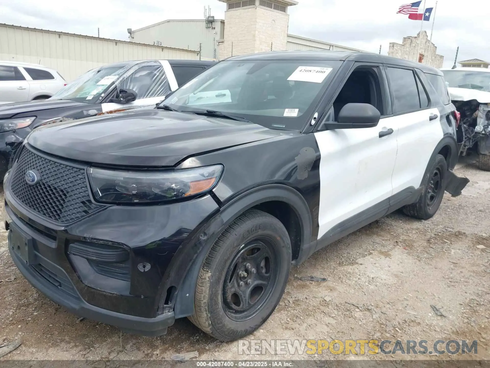 2 Photograph of a damaged car 1FM5K8ABXMGA46944 FORD POLICE INTERCEPTOR 2021