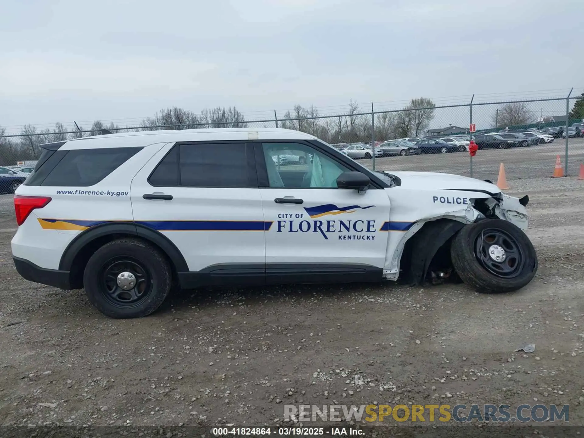 13 Photograph of a damaged car 1FM5K8ABXMGB83544 FORD POLICE INTERCEPTOR 2021