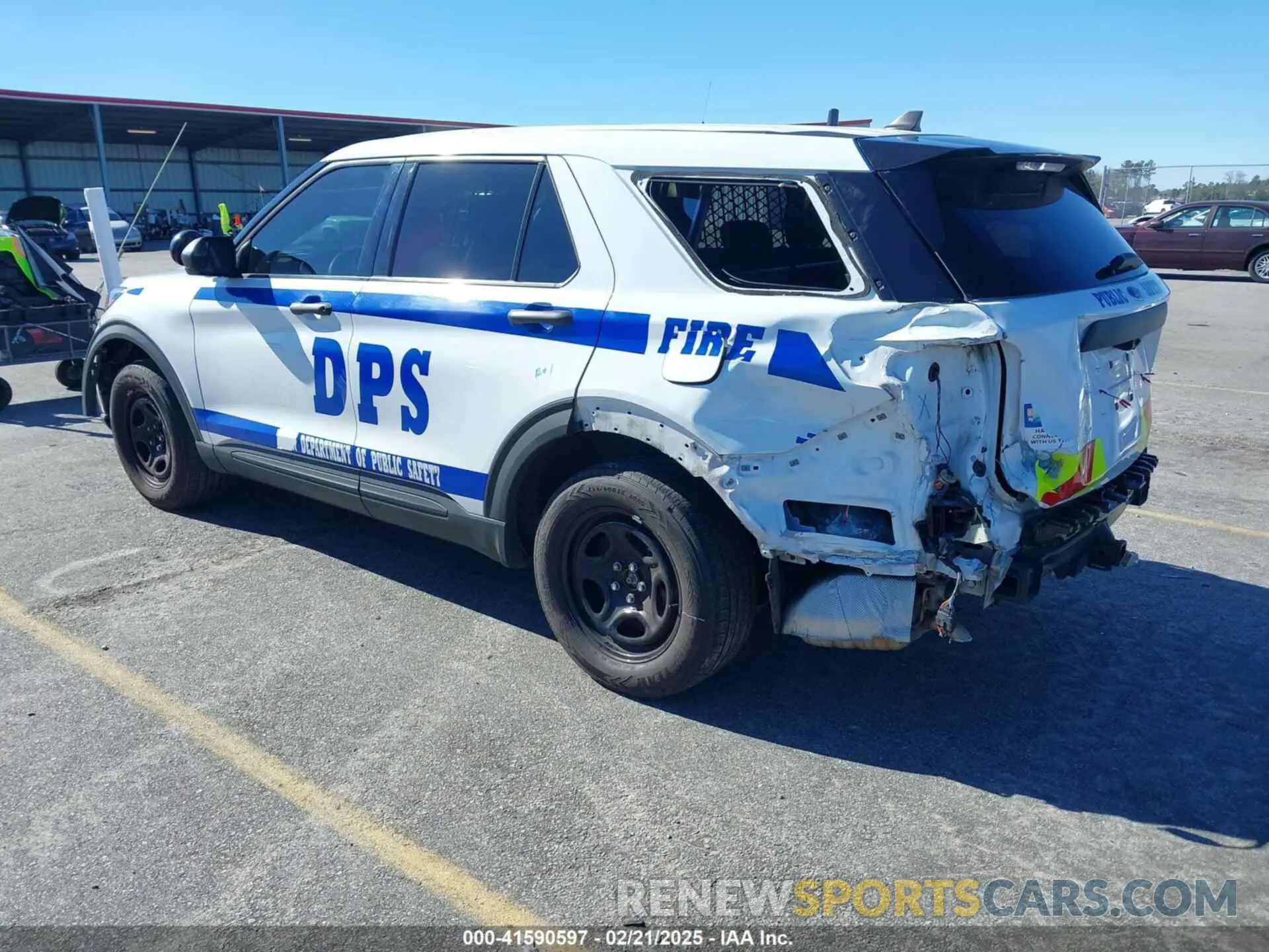 3 Фотография поврежденного автомобиля 1FM5K8AB1NGA40399 FORD POLICE INTERCEPTOR 2022