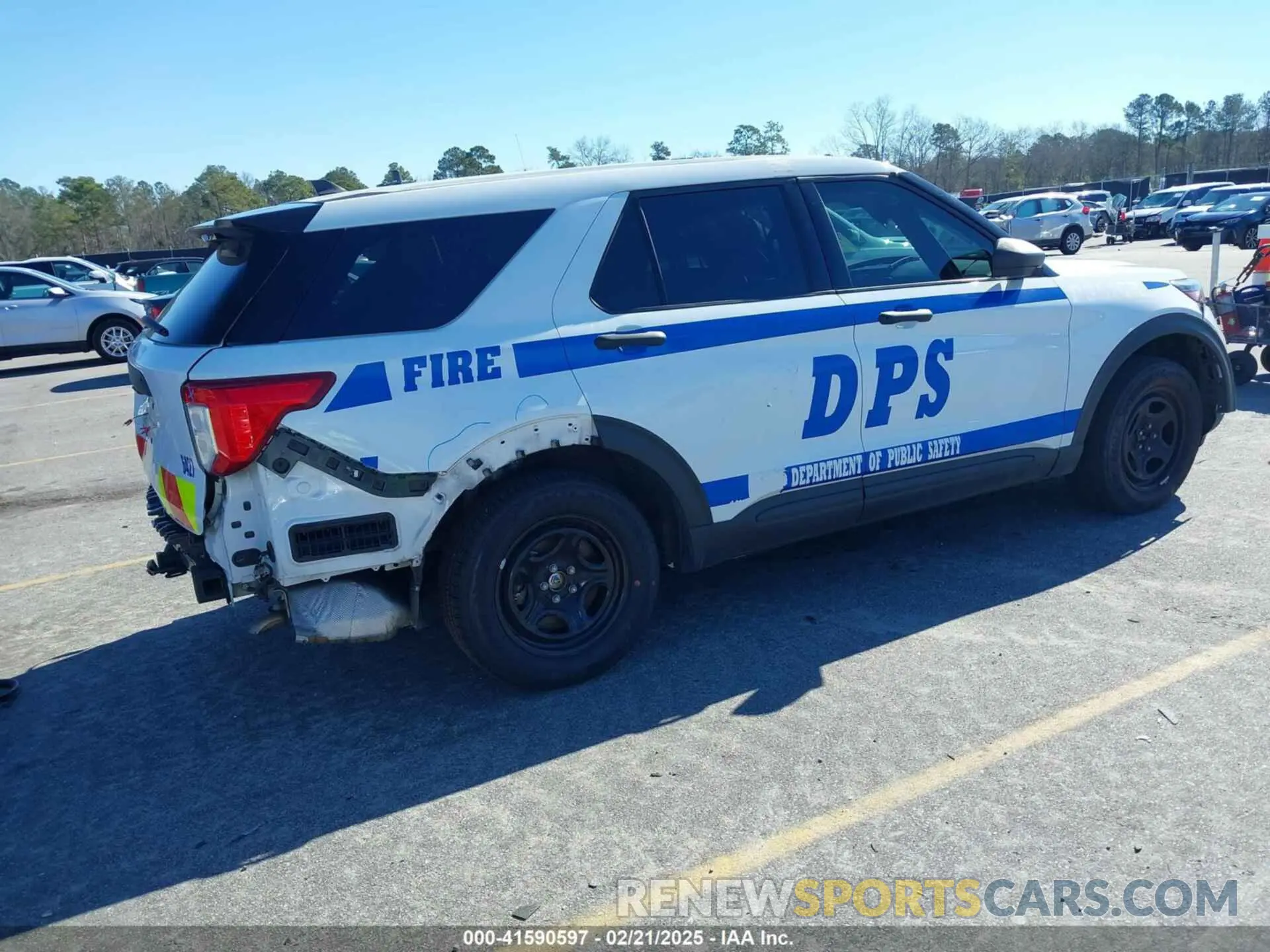 4 Фотография поврежденного автомобиля 1FM5K8AB1NGA40399 FORD POLICE INTERCEPTOR 2022