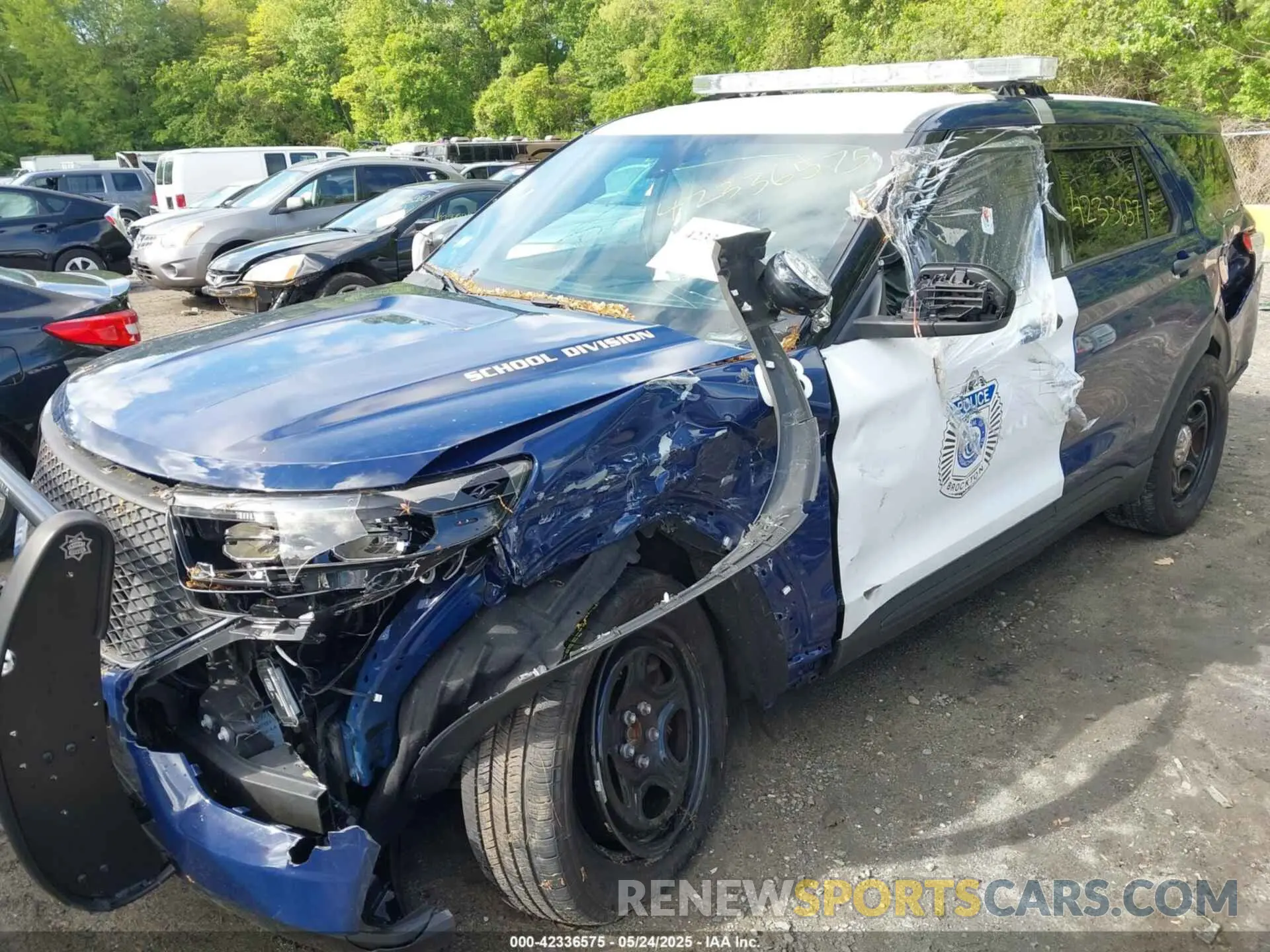 6 Photograph of a damaged car 1FM5K8AB1NGB52314 FORD POLICE INTERCEPTOR 2022