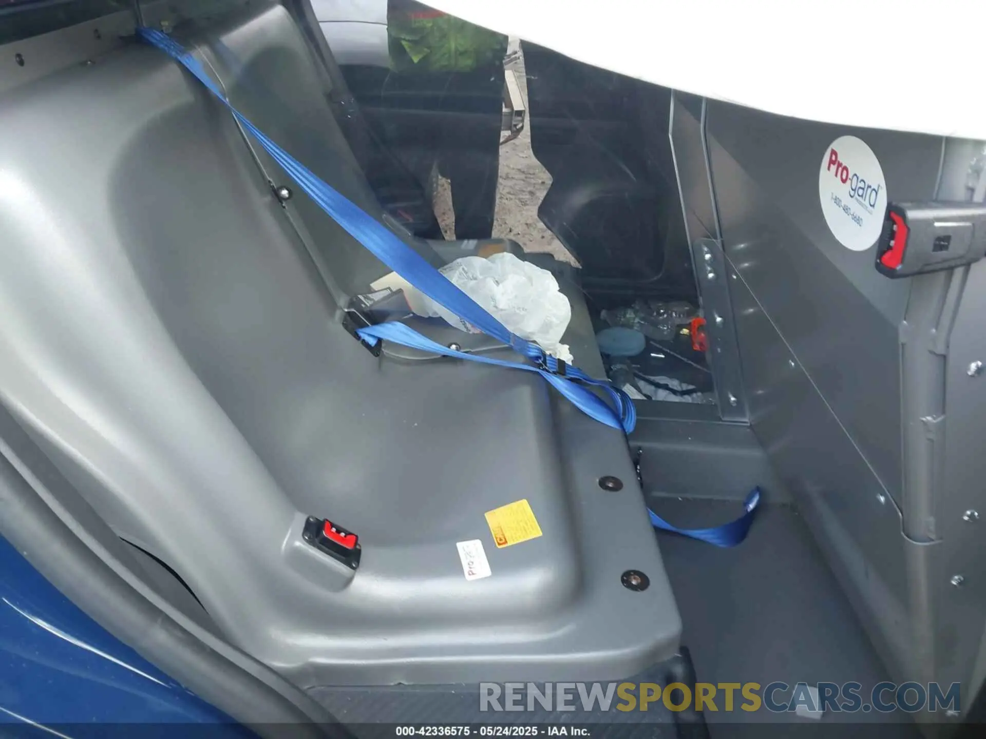 8 Photograph of a damaged car 1FM5K8AB1NGB52314 FORD POLICE INTERCEPTOR 2022