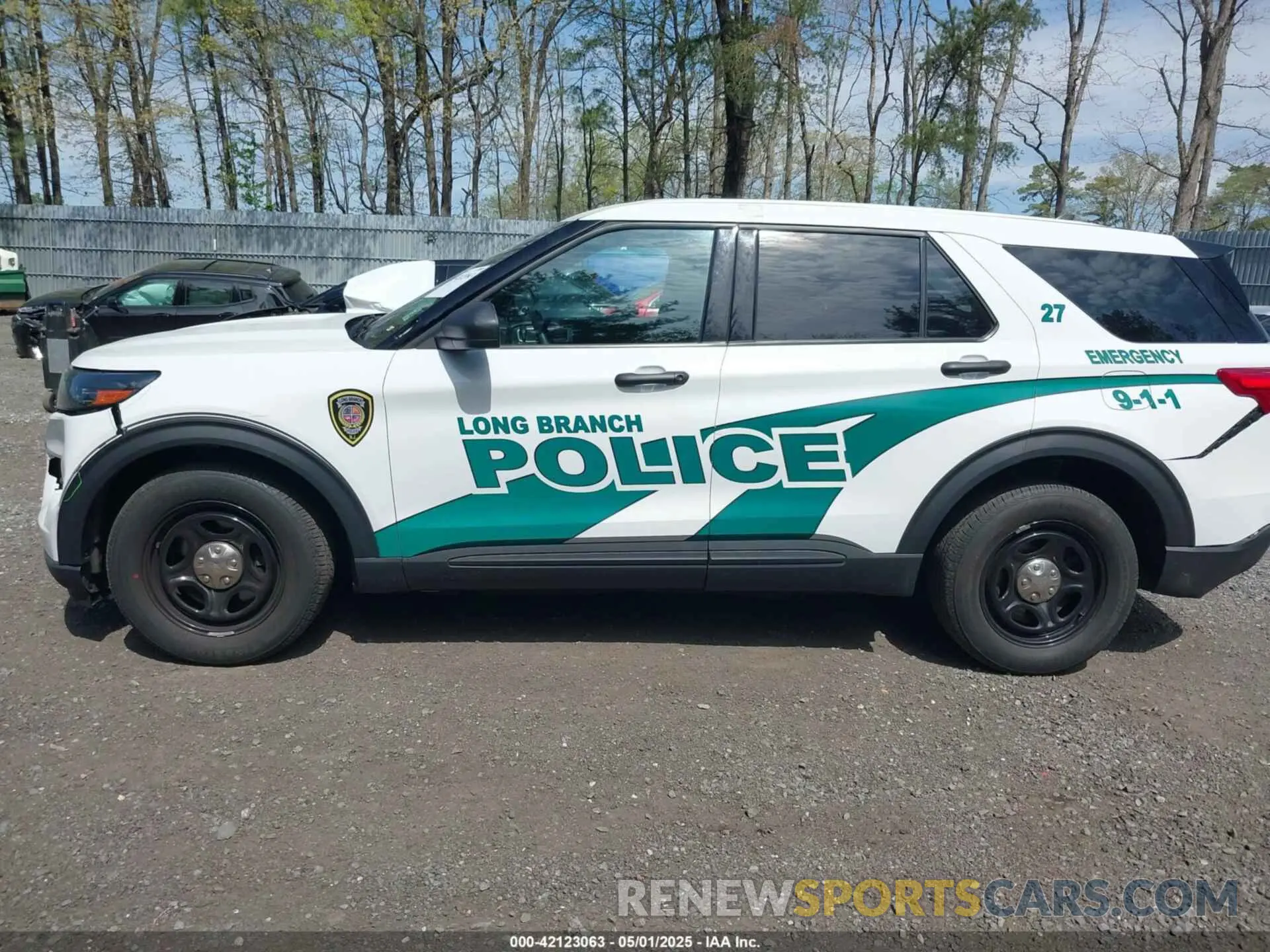14 Photograph of a damaged car 1FM5K8AB2NGC42586 FORD POLICE INTERCEPTOR 2022