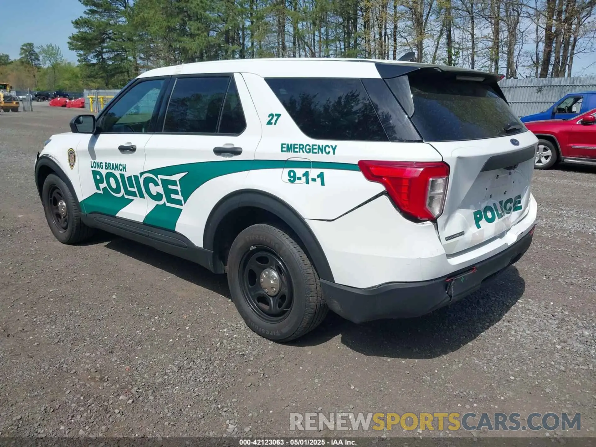 3 Photograph of a damaged car 1FM5K8AB2NGC42586 FORD POLICE INTERCEPTOR 2022