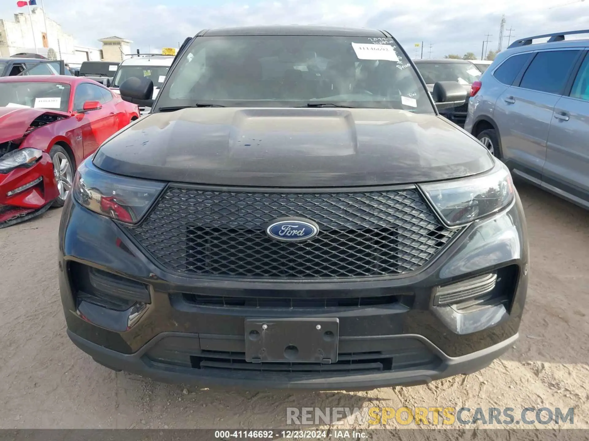 11 Photograph of a damaged car 1FM5K8AB3NGC23562 FORD POLICE INTERCEPTOR 2022
