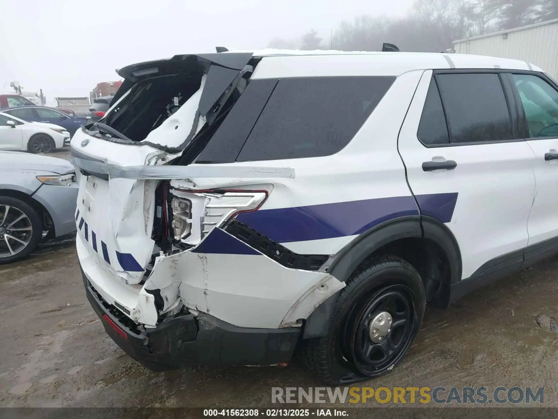 18 Фотография поврежденного автомобиля 1FM5K8AB5NGA54483 FORD POLICE INTERCEPTOR 2022