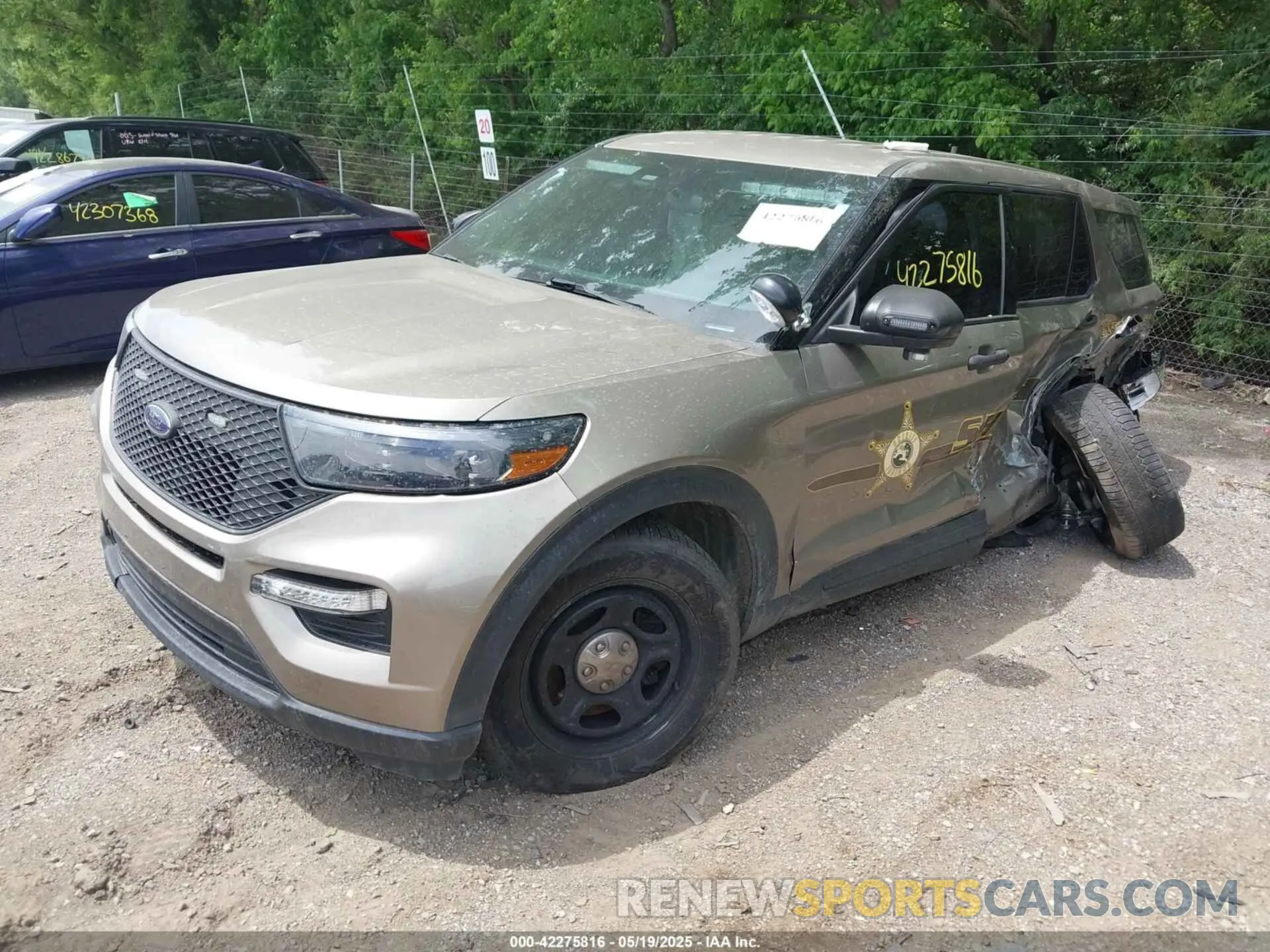 2 Photograph of a damaged car 1FM5K8AB7NGB33346 FORD POLICE INTERCEPTOR 2022