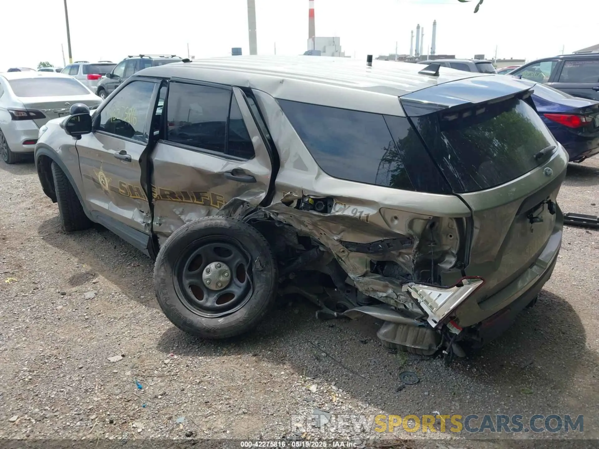 3 Photograph of a damaged car 1FM5K8AB7NGB33346 FORD POLICE INTERCEPTOR 2022