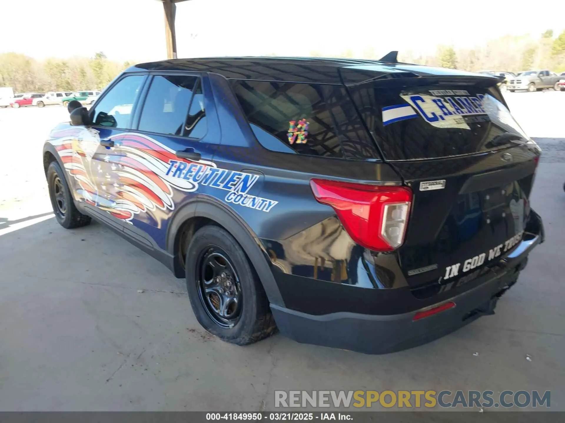 3 Фотография поврежденного автомобиля 1FM5K8AC1NGB17619 FORD POLICE INTERCEPTOR 2022