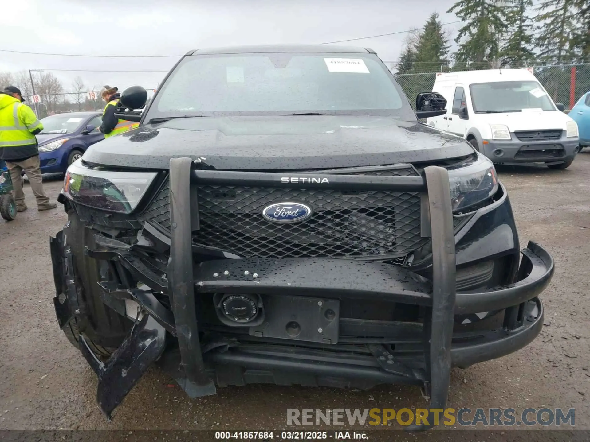 12 Photograph of a damaged car 1FM5K8AW2NNA08981 FORD POLICE INTERCEPTOR 2022