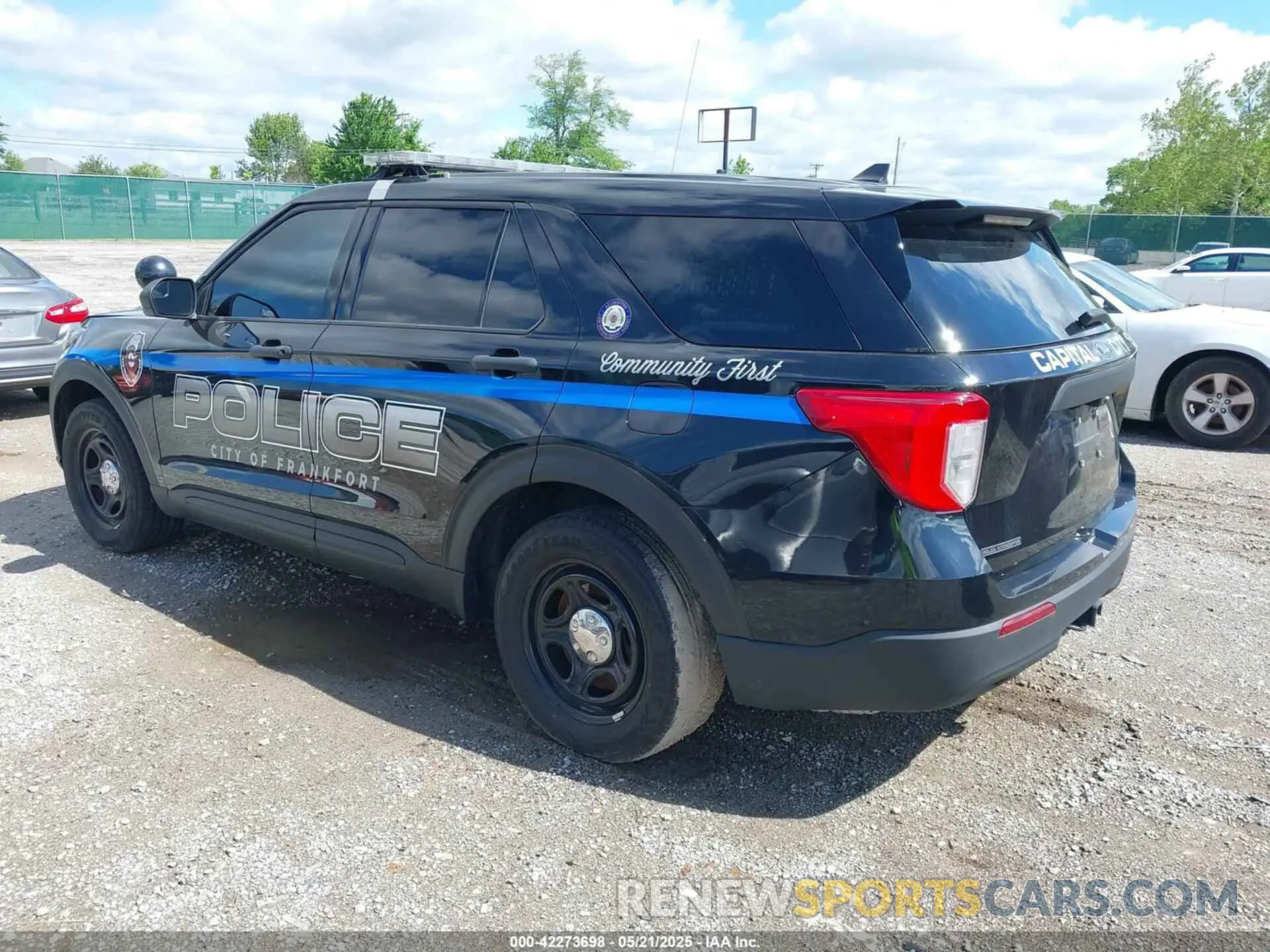3 Фотография поврежденного автомобиля 1FM5K8AB0PGB12986 FORD POLICE INTERCEPTOR 2023