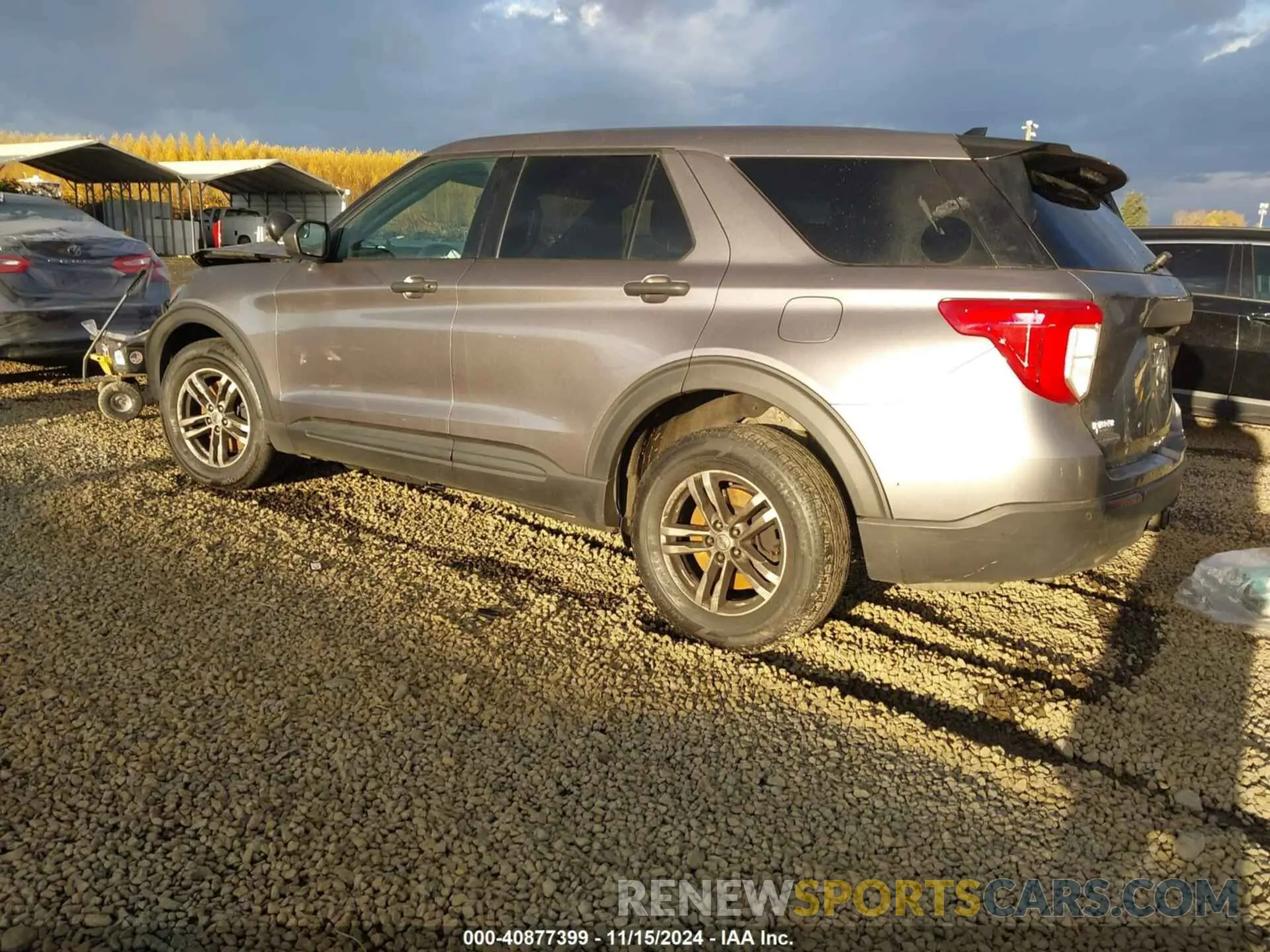 3 Photograph of a damaged car 1FM5K8AB5LGA55727 FORD POLICE INTERCEPTOR UTILITY 2020