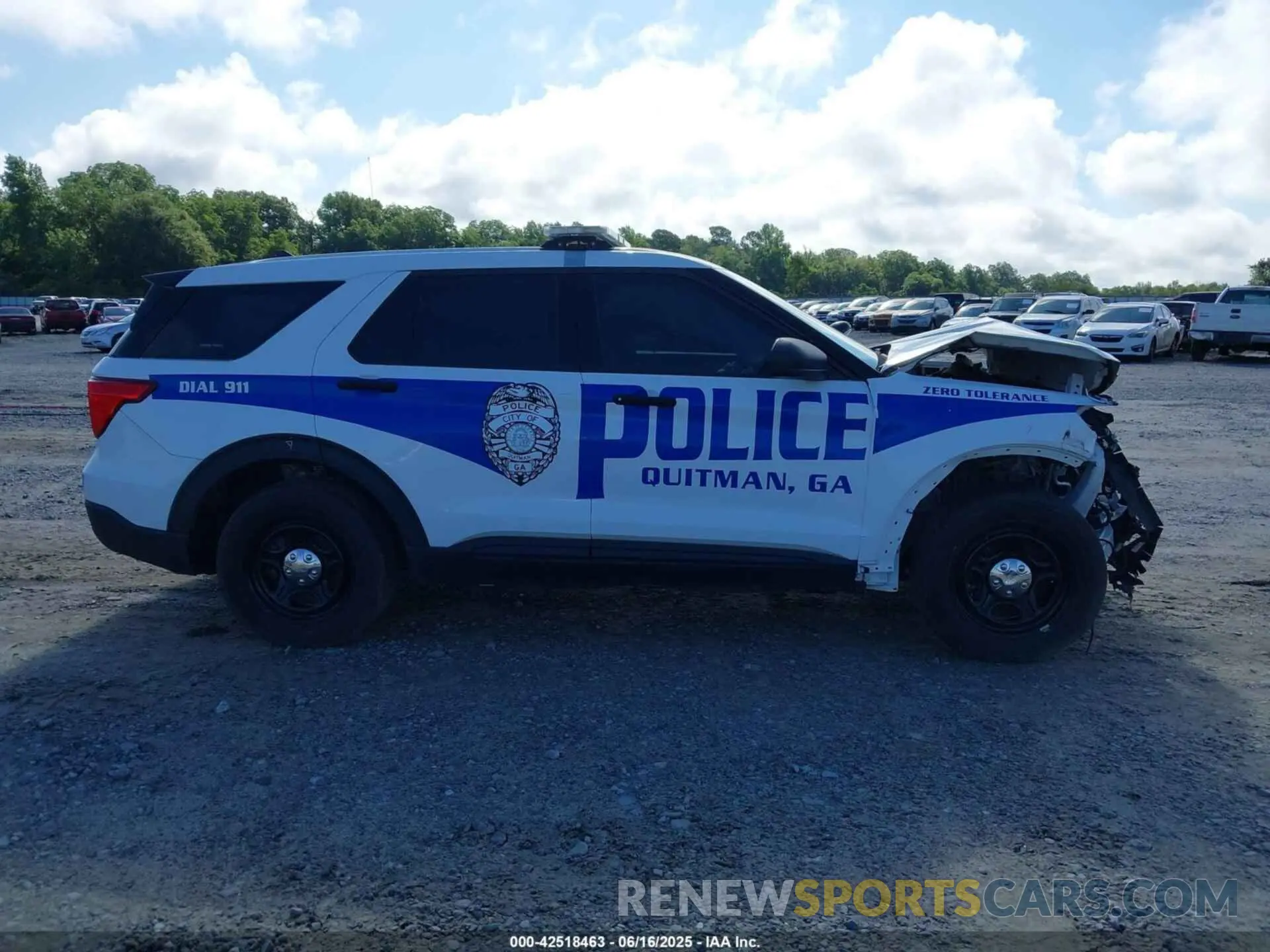 13 Photograph of a damaged car 1FM5K8AB5NGA99682 FORD POLICE INTERCEPTOR UTILITY 2022