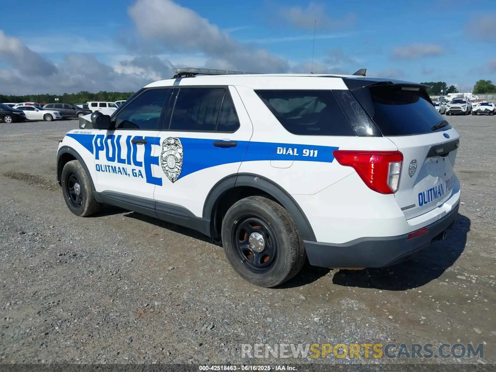 3 Photograph of a damaged car 1FM5K8AB5NGA99682 FORD POLICE INTERCEPTOR UTILITY 2022