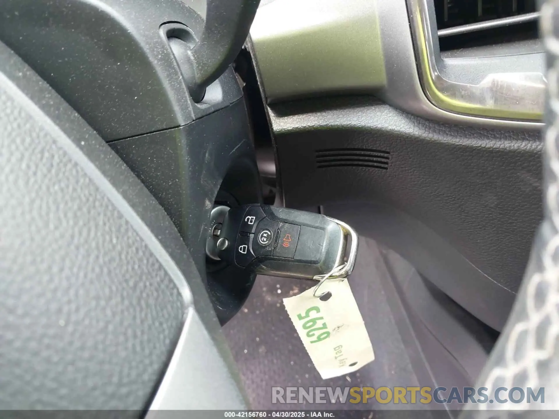 11 Photograph of a damaged car 1FTER4EH0KLA68382 FORD RANGER 2019