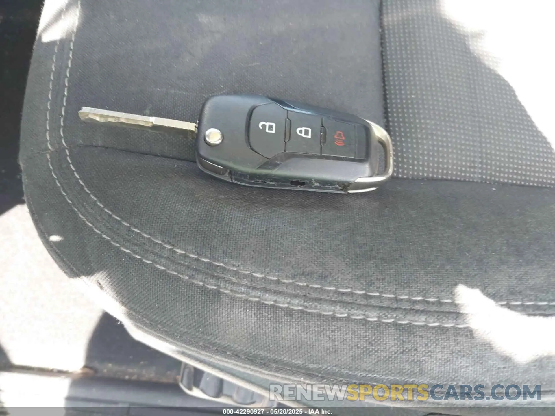 11 Photograph of a damaged car 1FTER4EH0KLB06015 FORD RANGER 2019