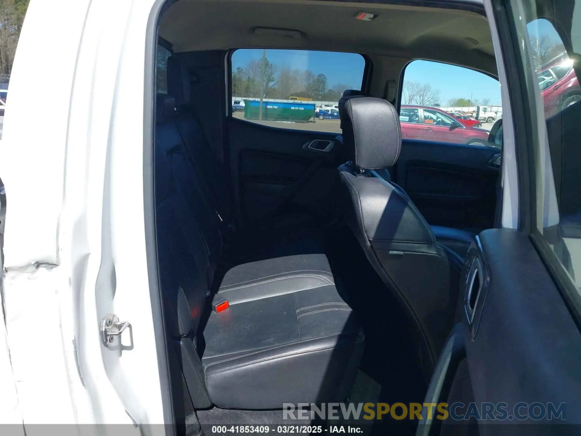 8 Photograph of a damaged car 1FTER4EH5KLA18447 FORD RANGER 2019