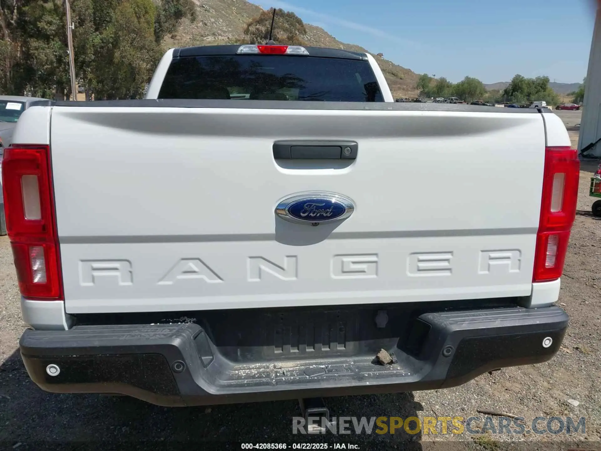 16 Photograph of a damaged car 1FTER4EH6KLA50002 FORD RANGER 2019