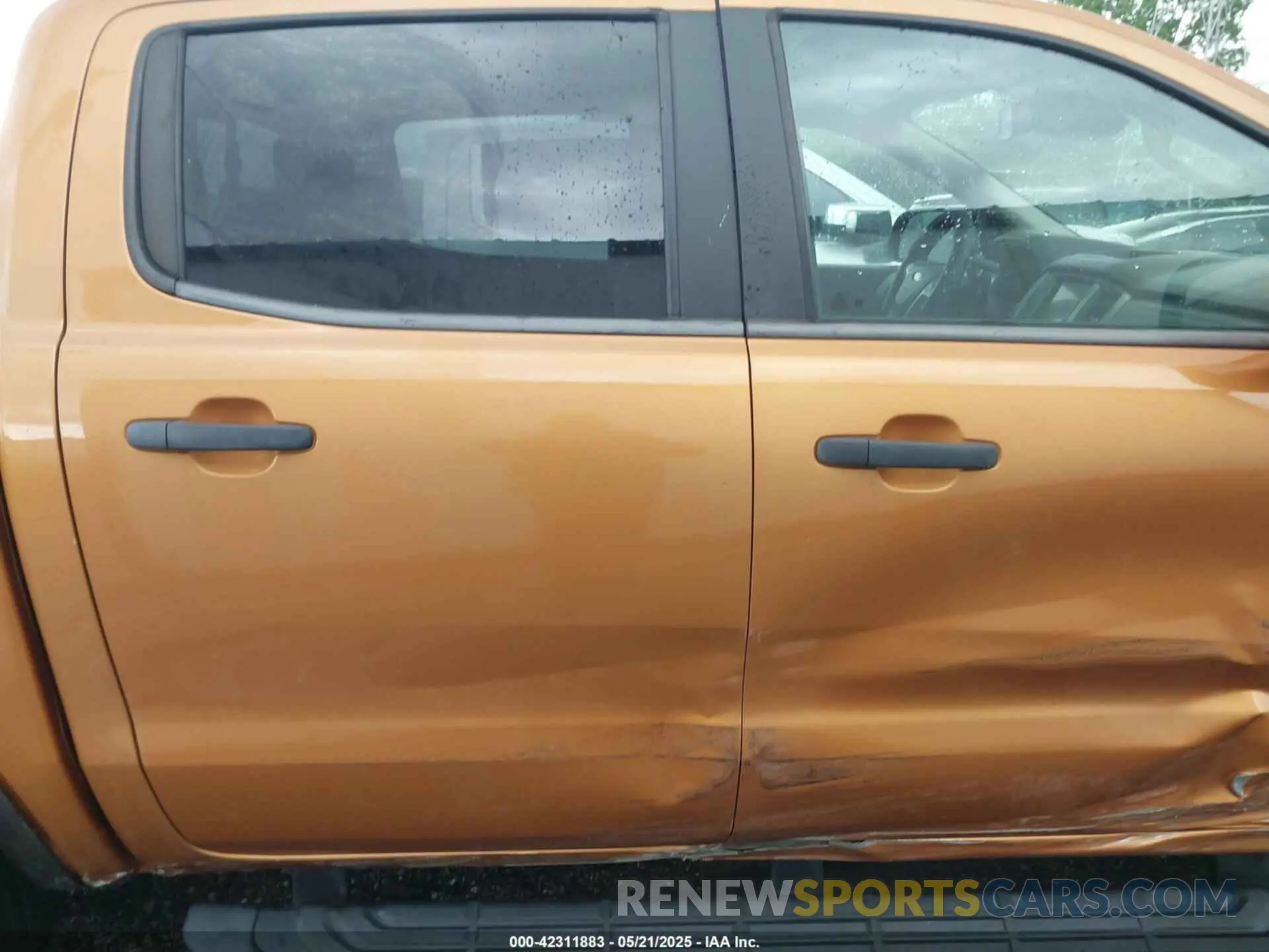 13 Photograph of a damaged car 1FTER4EH7KLA02833 FORD RANGER 2019