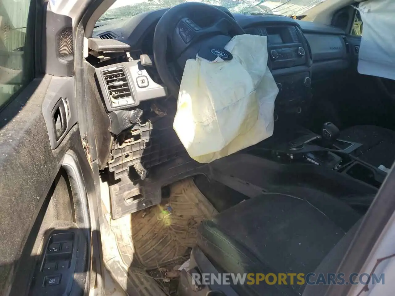 8 Photograph of a damaged car 1FTER4FH4KLA67959 FORD RANGER 2019