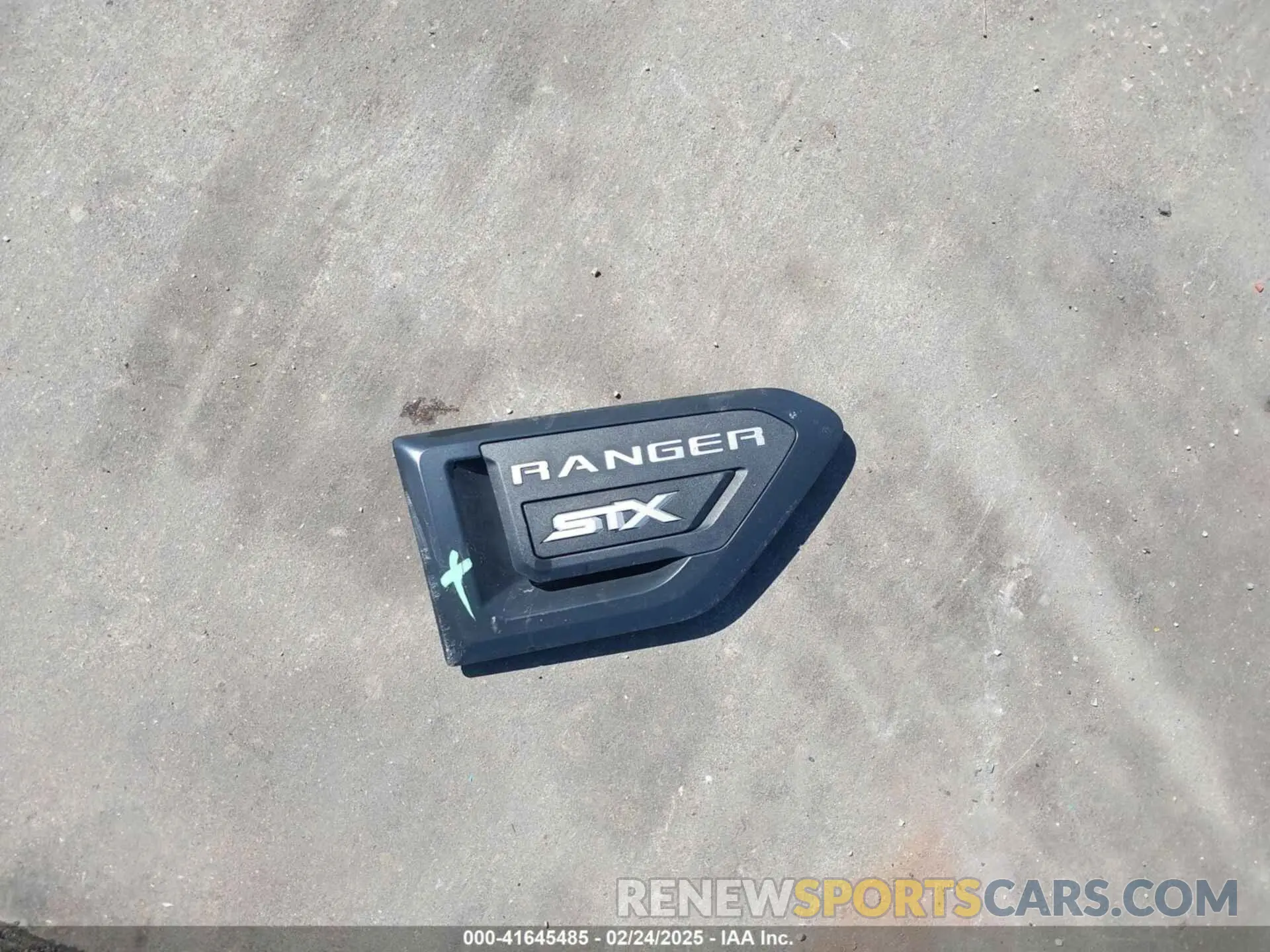 12 Photograph of a damaged car 1FTER1EH3LLA82521 FORD RANGER 2020