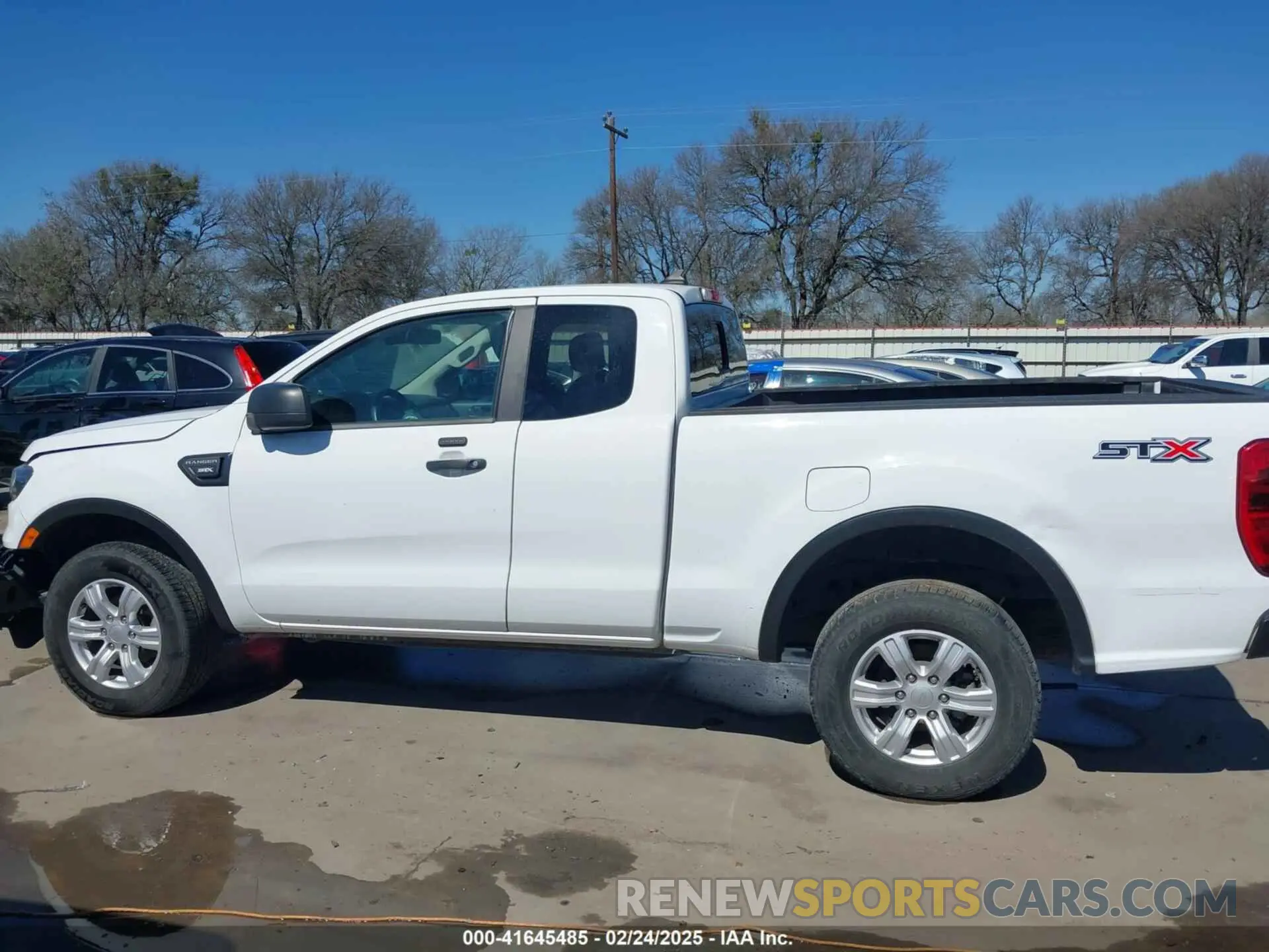 15 Photograph of a damaged car 1FTER1EH3LLA82521 FORD RANGER 2020