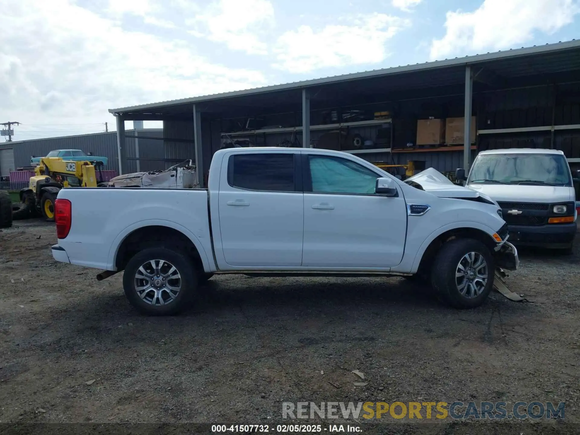 13 Photograph of a damaged car 1FTER4EH8LLA09324 FORD RANGER 2020
